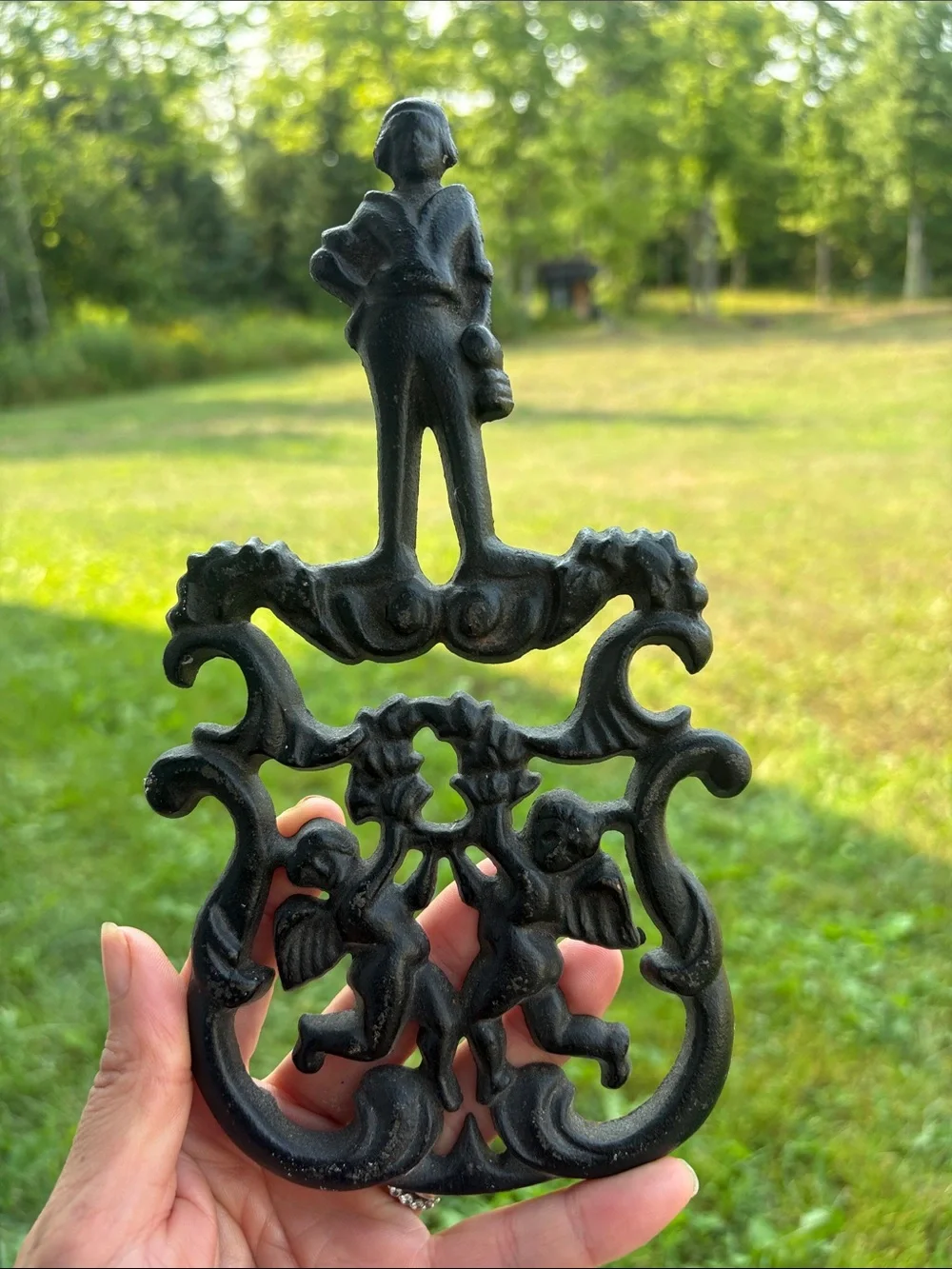 1955 VTG cast iron trivet